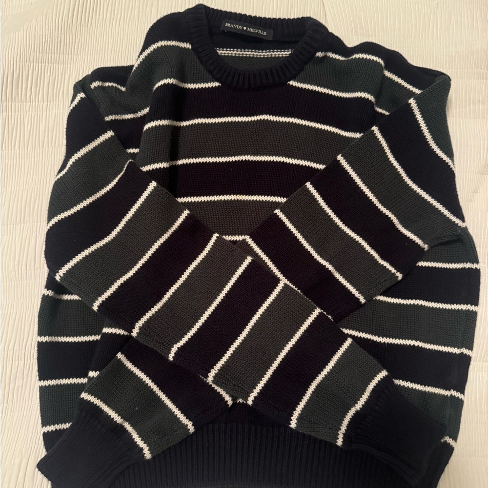 brandy melville sweater